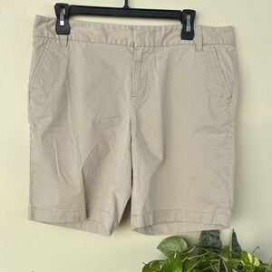 Caslon Women's Beige Bermuda Shorts